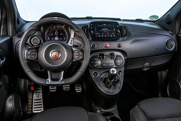 Imagine model: Abarth 595 (312) (2012 - P)