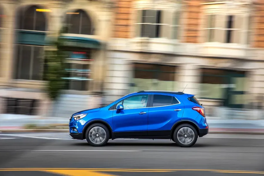 Imagine model: Buick Encore 1 facelift (2017 - 2019)