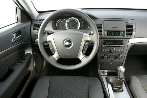 Imagine model: Chevrolet Epica 1 Sedan (KL1_) (2004 - 2009)
