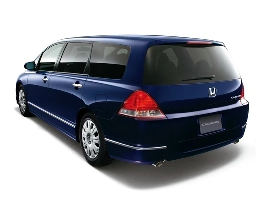 Imagine model: Honda Odyssey 3 (RB_) (2003 - 2008)