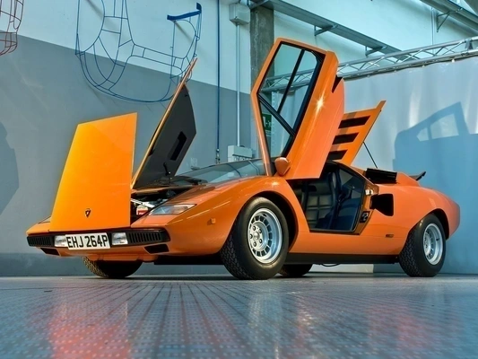 Imagine model: Lamborghini Countach 1 (1974 - 1991)