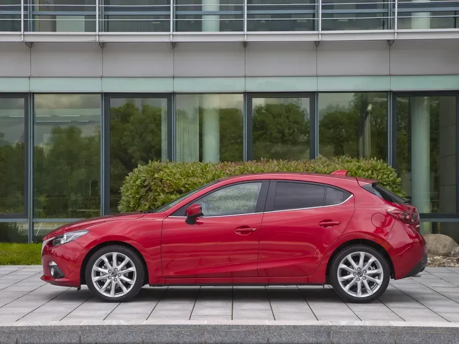 Imagine model: Mazda 3 3 (BM BN) (2013 - 2016)