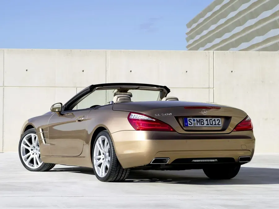 Imagine model: Mercedes-Benz SL 6 (R231) (2011 - 2016)