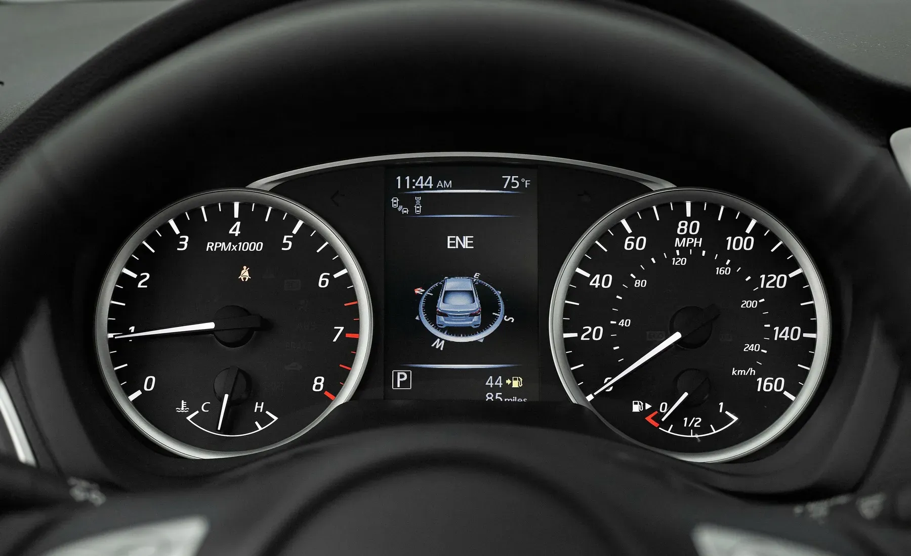 Imagine model: Nissan Sentra 7 (B17) facelift (2016 - 2019)