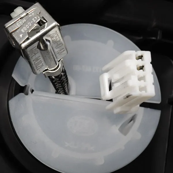 Imagine produs: Far stanga pentru AUDI A6 PSY24W D3S/H7 LED D3S H7 LED Bi-Xenon 12V HELLA (1EL 011 150-351)