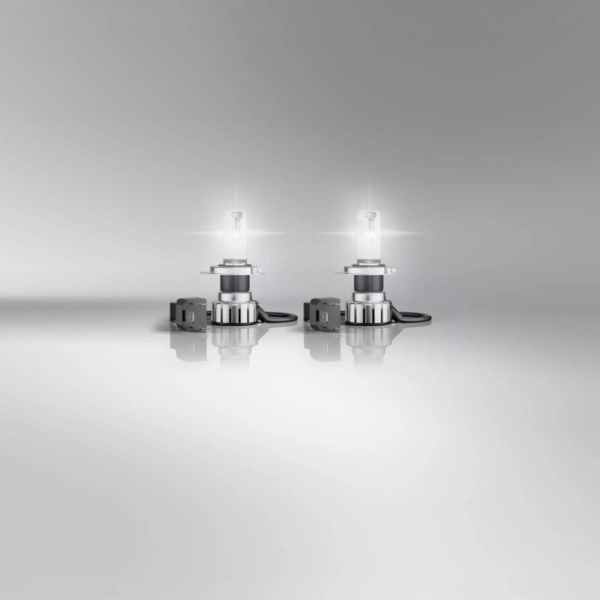 Imagine produs: Bec H4 12V 20/19W P43t 6000K NIGHT BREAKER LED SMART +330% LED OSRAM (64193DWNBST2)