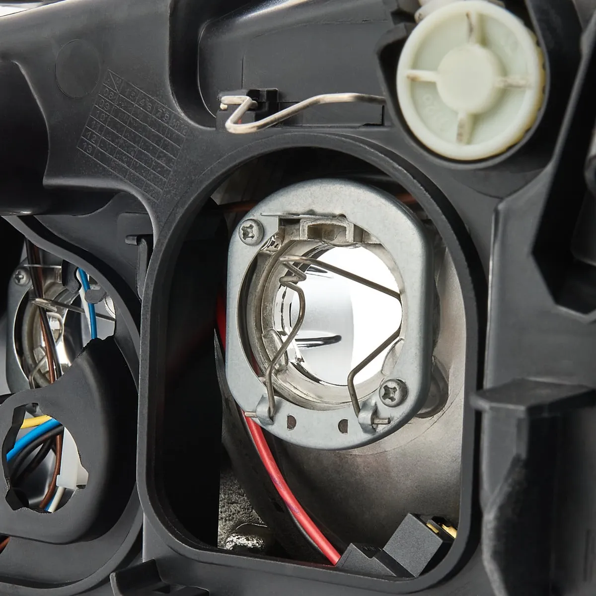 Imagine produs: Far dreapta pentru BMW Seria 3 H7/H7 TYC (20-0655-05-2)