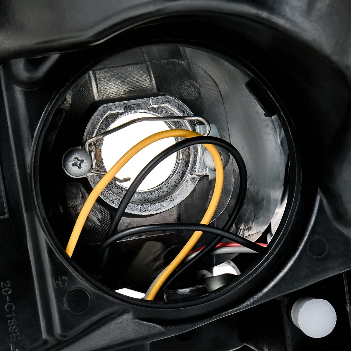 Imagine produs: Far dreapta potrivit pentru OPEL ASTRA H7/H7 W21/5W TYC (20-12189-25-2)